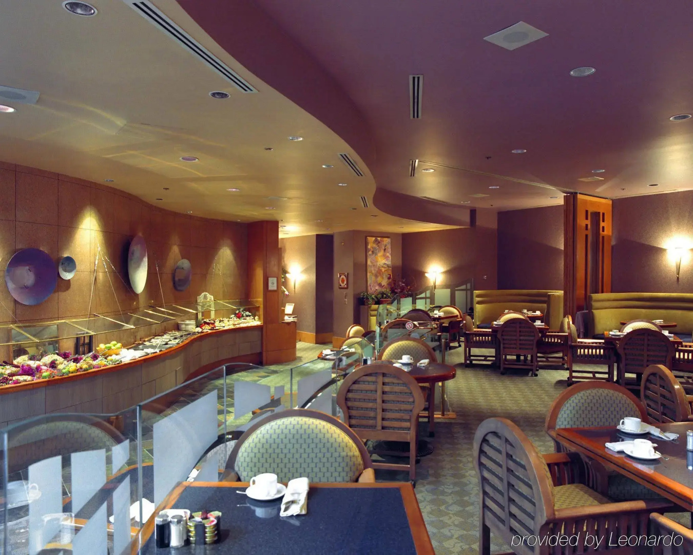 Delta Hotels by Marriott Edmonton Centre Suites