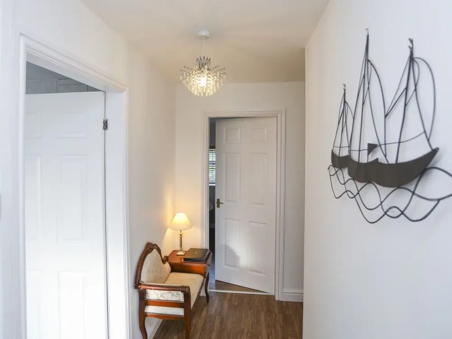 3 The Coach House - Penthouse Apartment