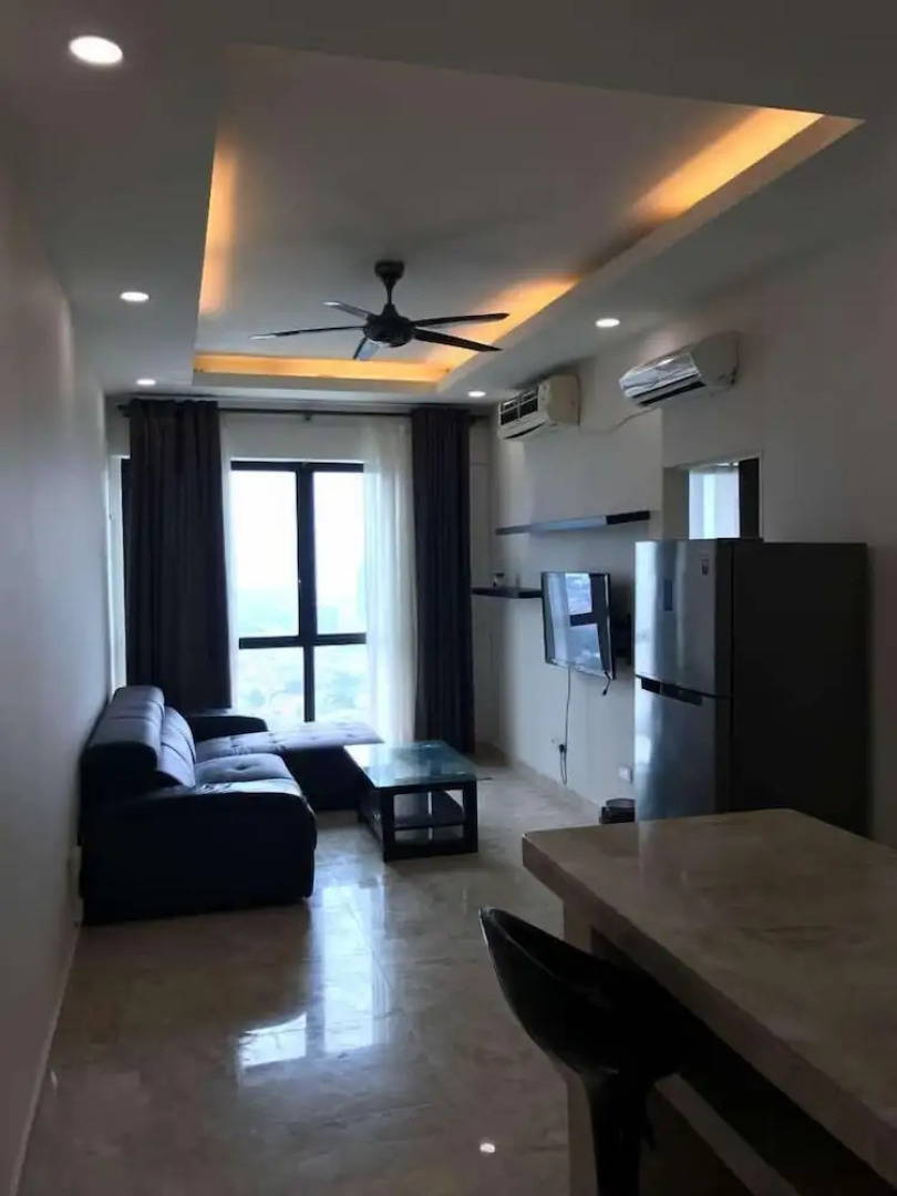 Tropicana City Tropics