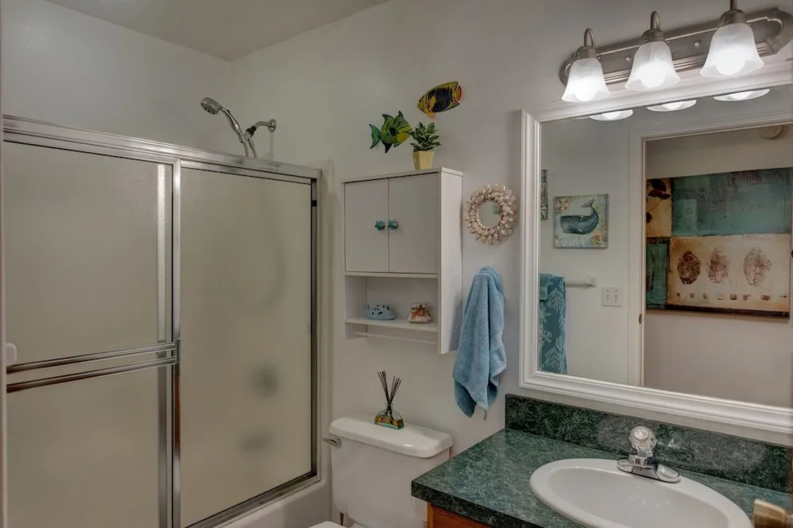 Hale O Makani 3 Bedroom Home by RedAwning