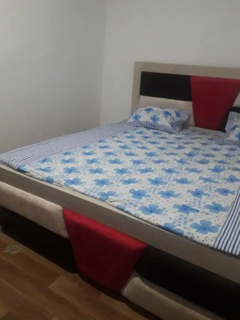 Oyo 92055 Golden Inn Hotel