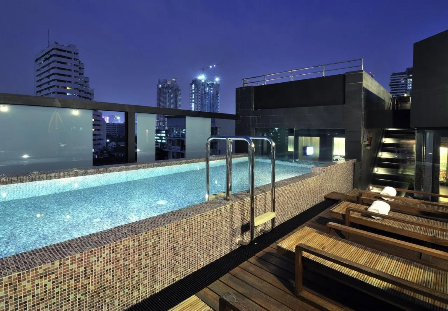 I Galleria Sukhumvit 13 (formerly D Varee Diva Hiptique)