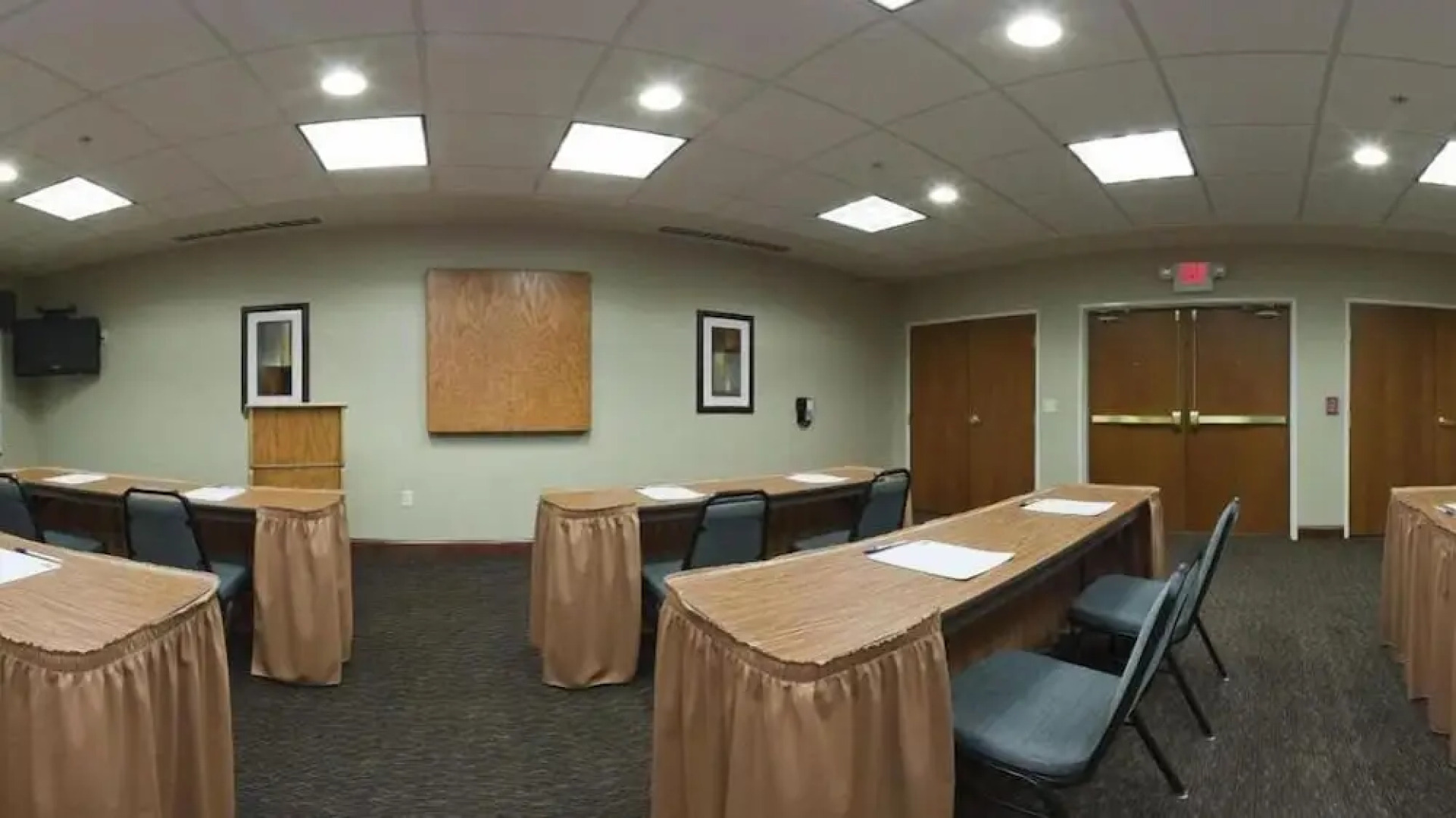 Holiday Inn Express Hotel & Suites RIPLEY, an IHG Hotel