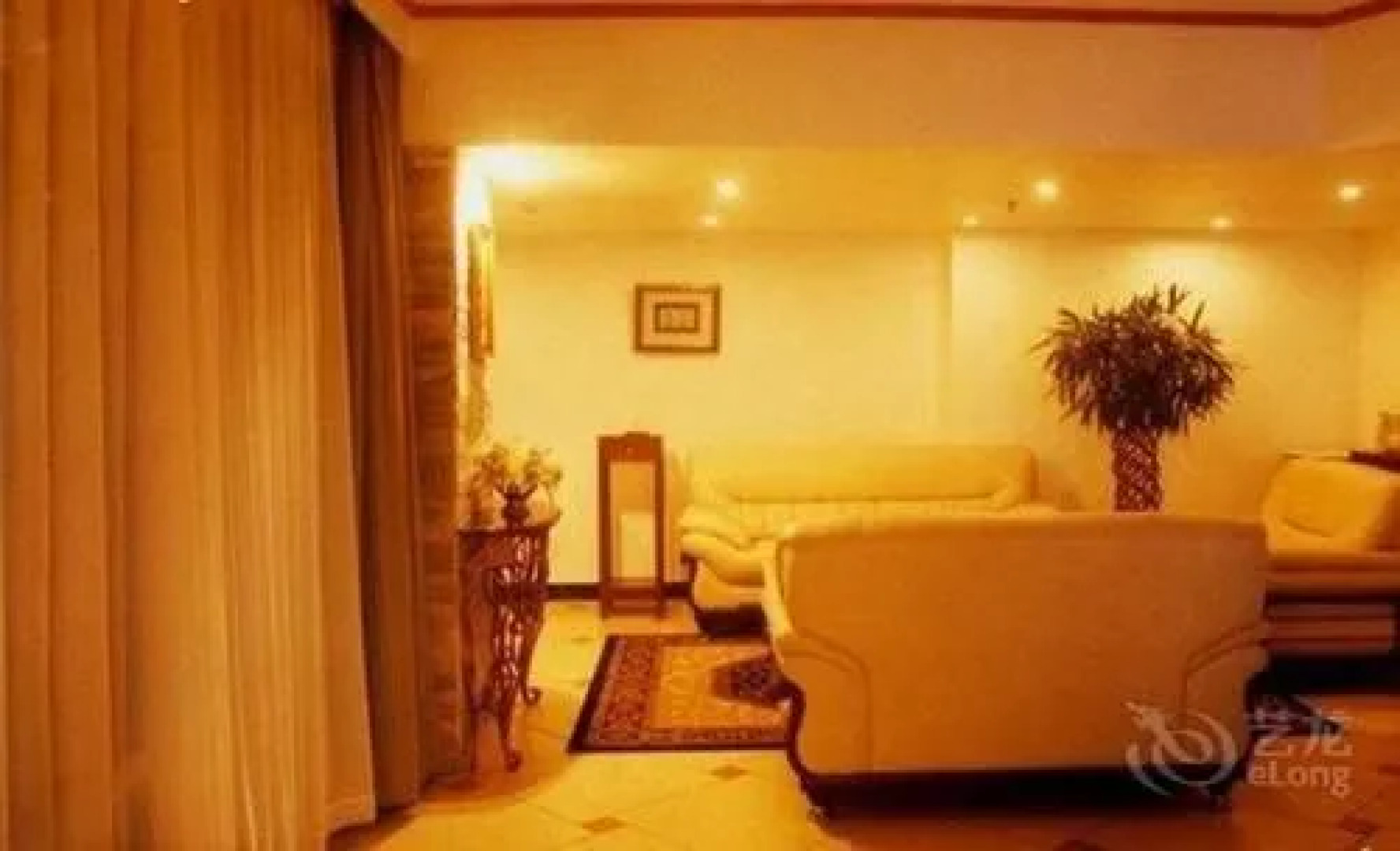 Shidai Wangchao Hotel