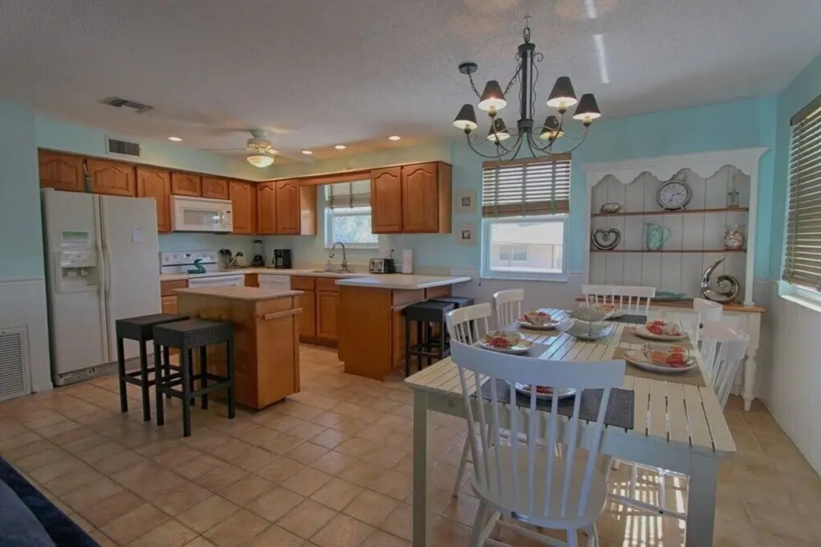 Sunshine's Hideaway by RedAwning