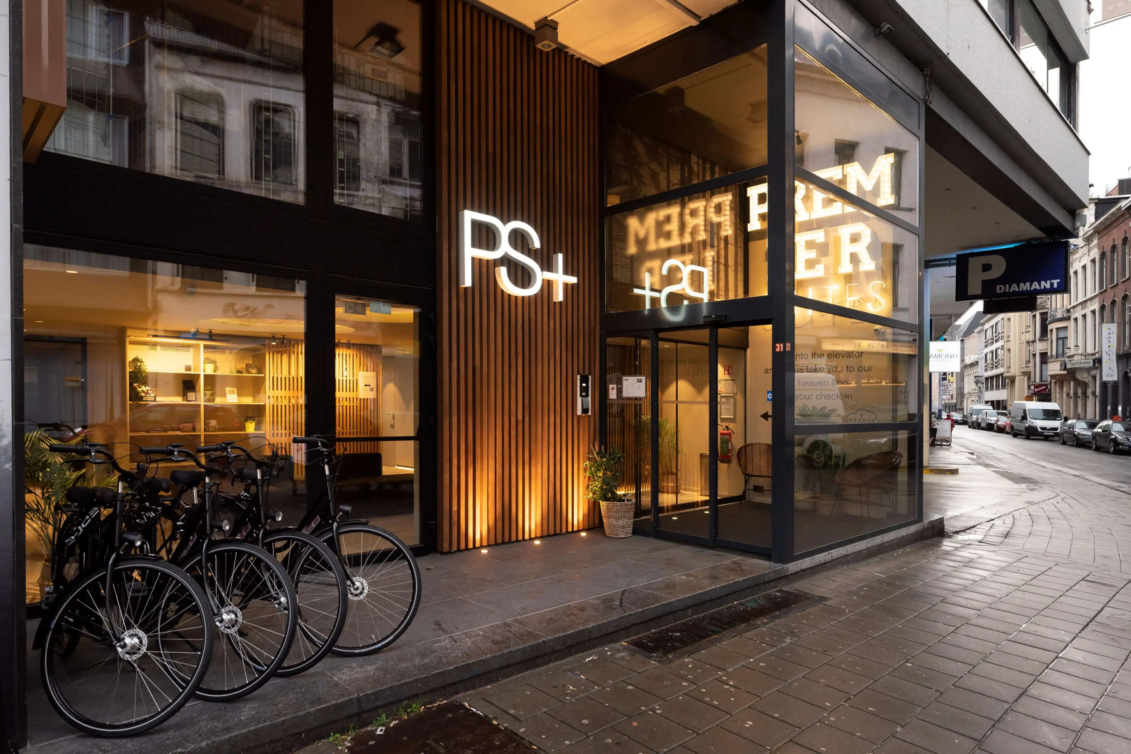 PREMIER SUITES PLUS Antwerp
