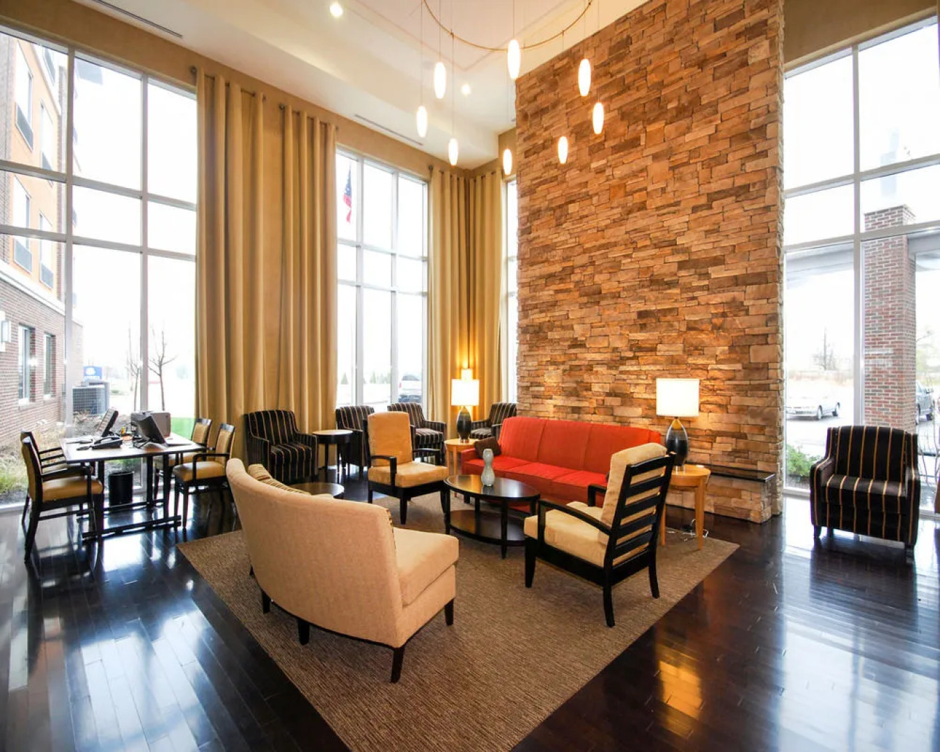 Cambria Suites Akron/Canton Airport