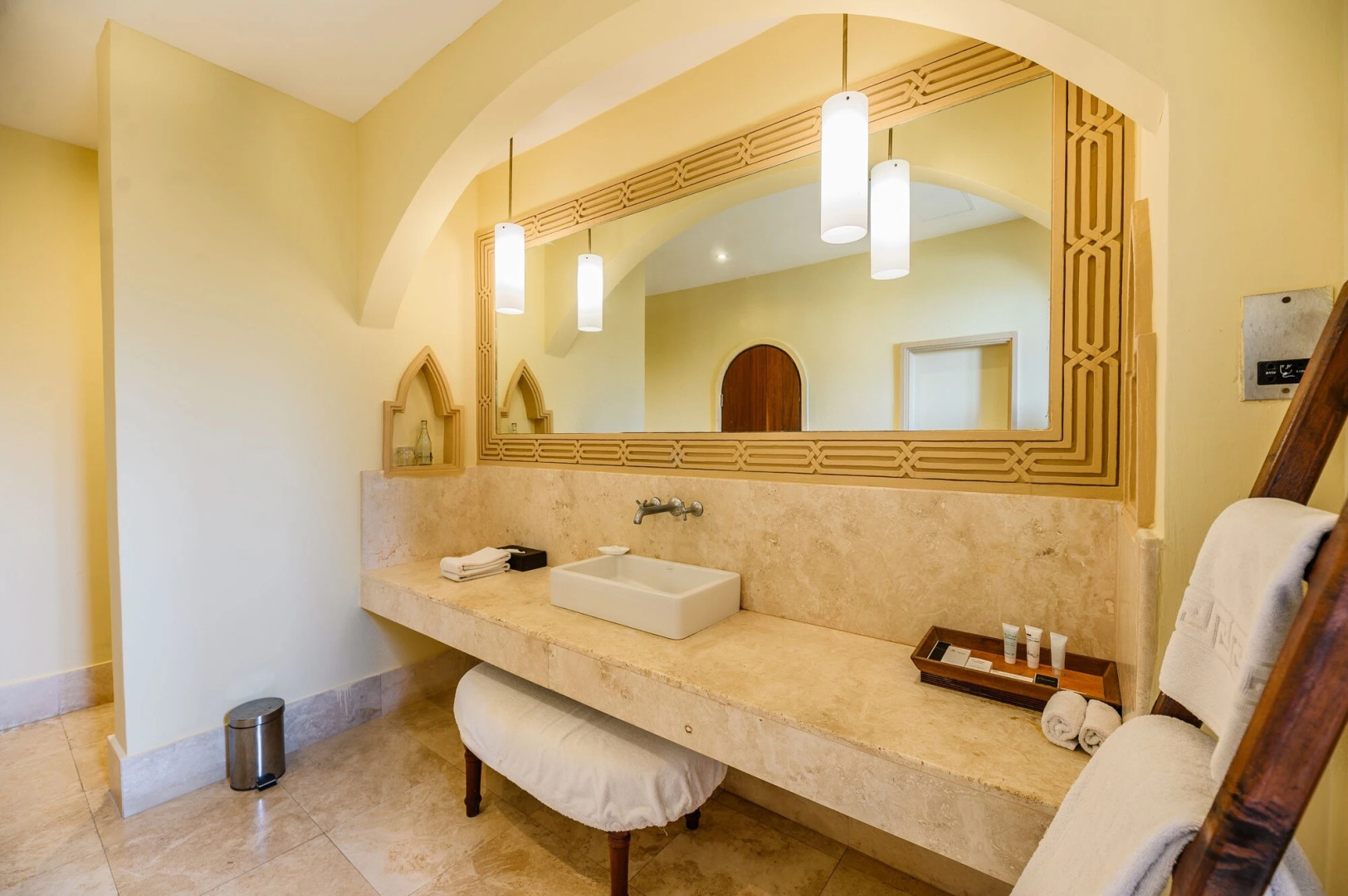 Cocoa Boutique Hotel