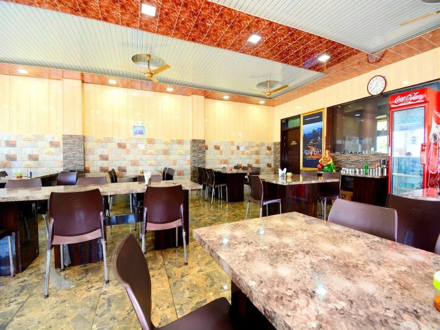 OYO 37902 Kaler Regency