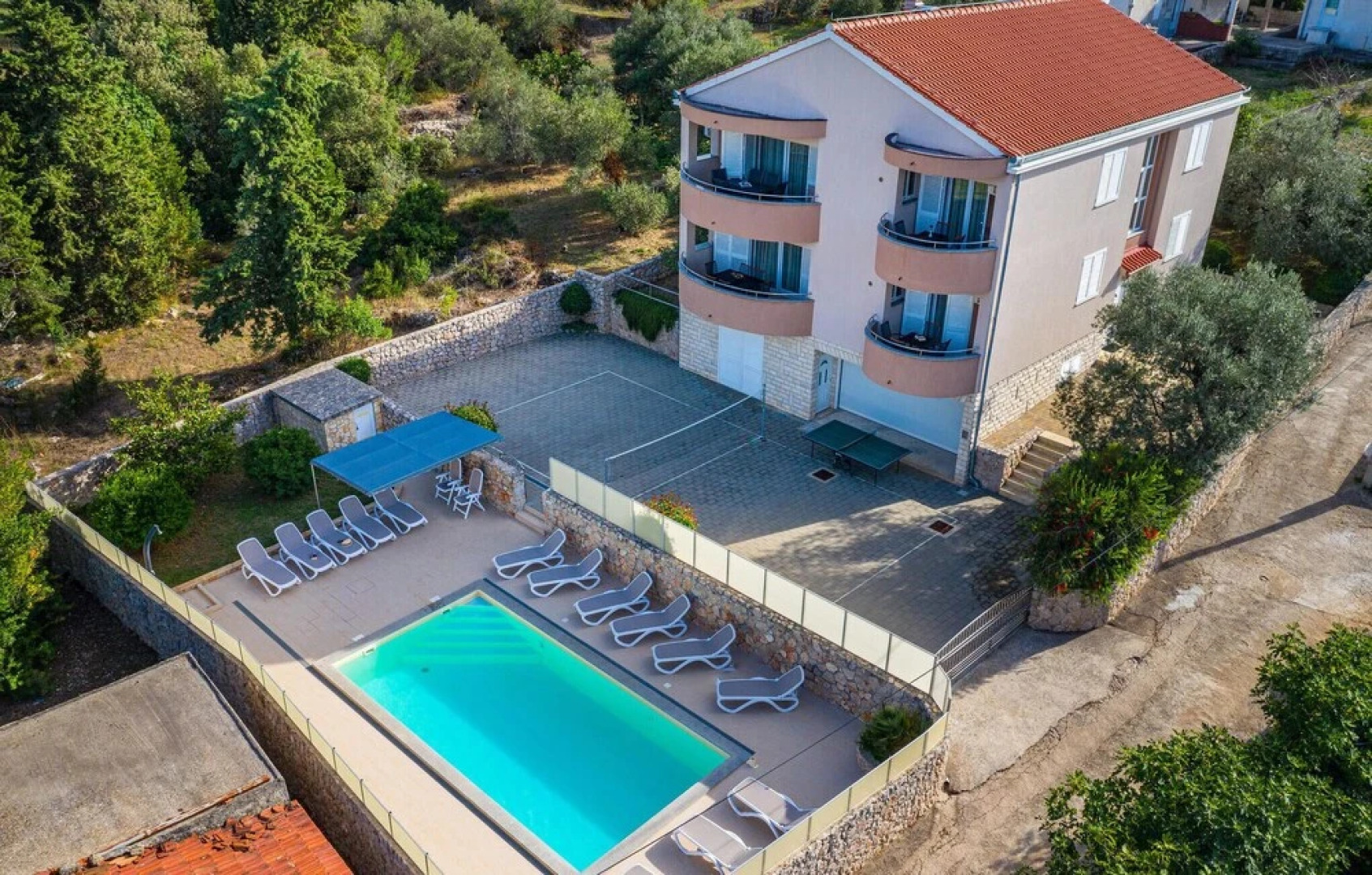 Amazing Home in Zdrelac With Wifi and 6 Bedrooms