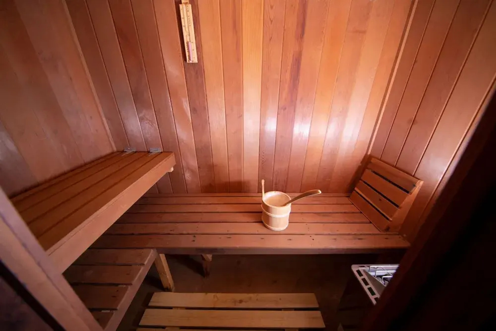 2br With High Ceilings & Private Sauna In Kettle Brook-okemo 2 Bedroom Condo