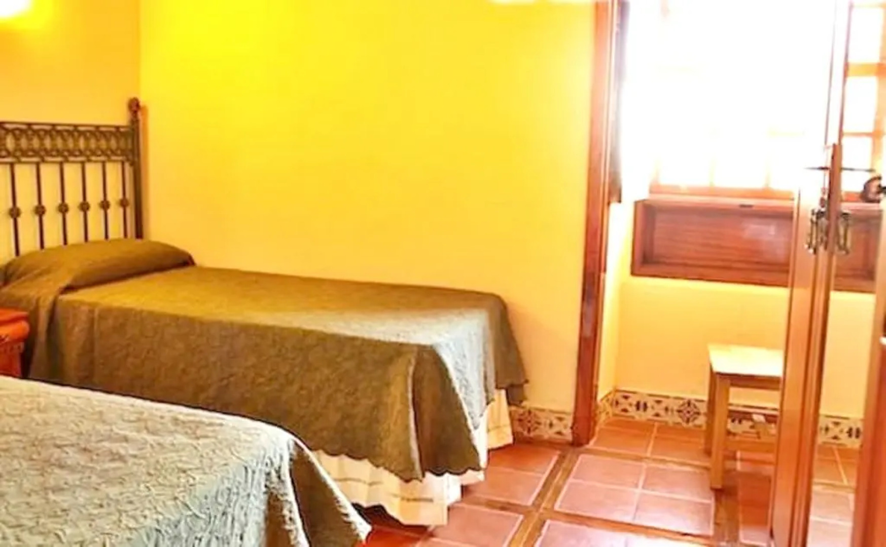 2 bedrooms house with shared pool and wifi at San Cristobal de La Laguna