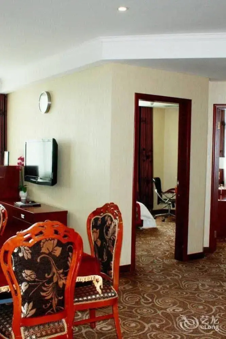 Yihai International Business Hotel