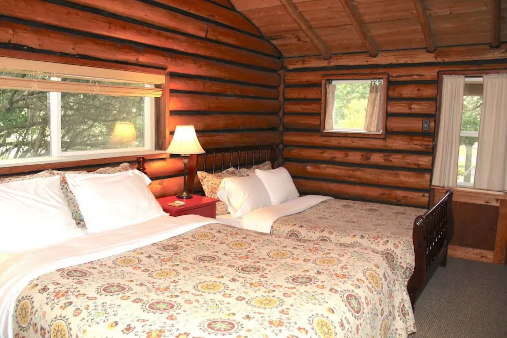 Yellowstone Hot Spring Cabins