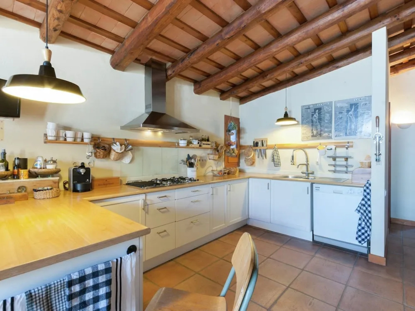 Splendid Mansion With Private Pool in St Pere Pescador