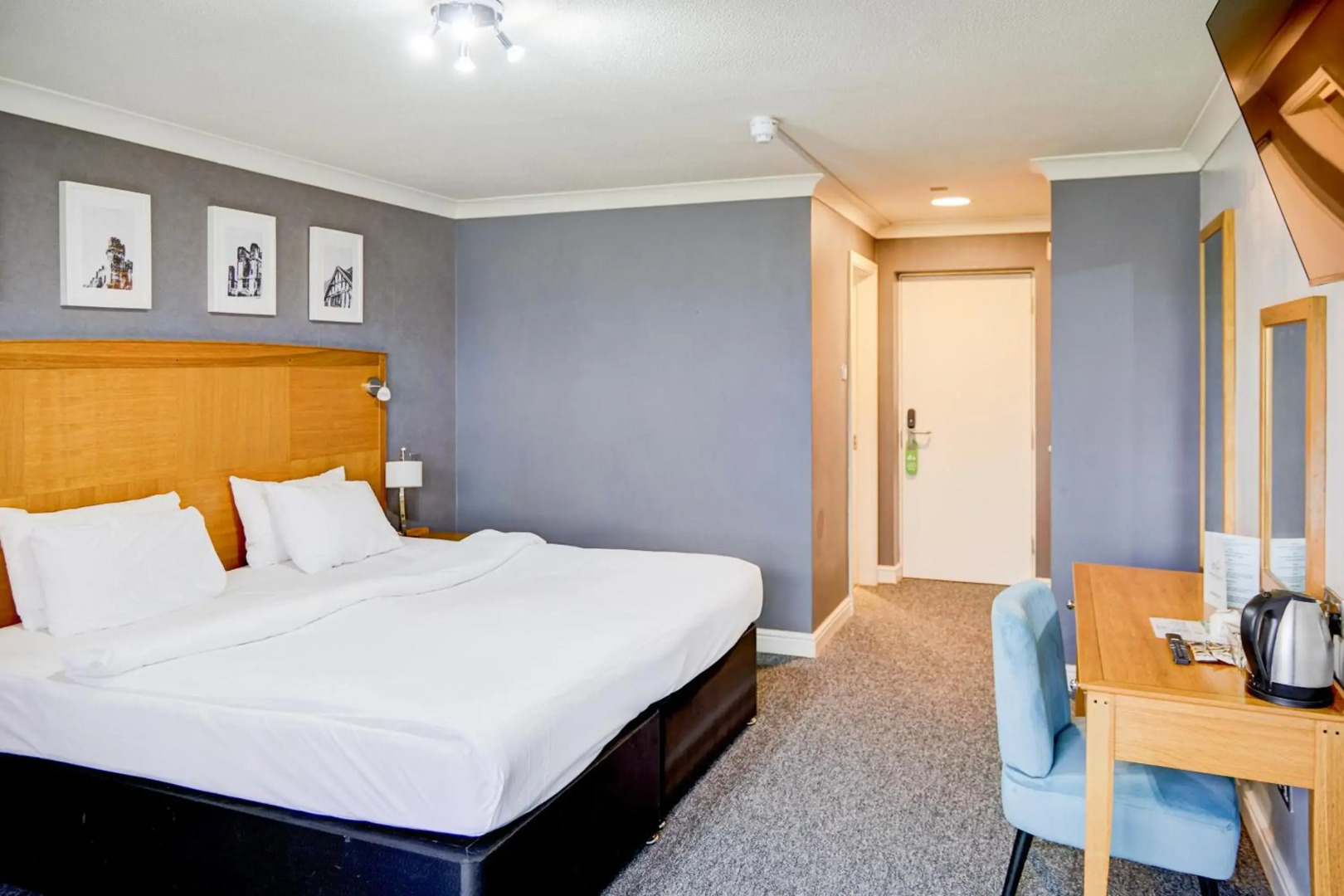 Warwickshire Park Hotel Kenilworth by Belvilla