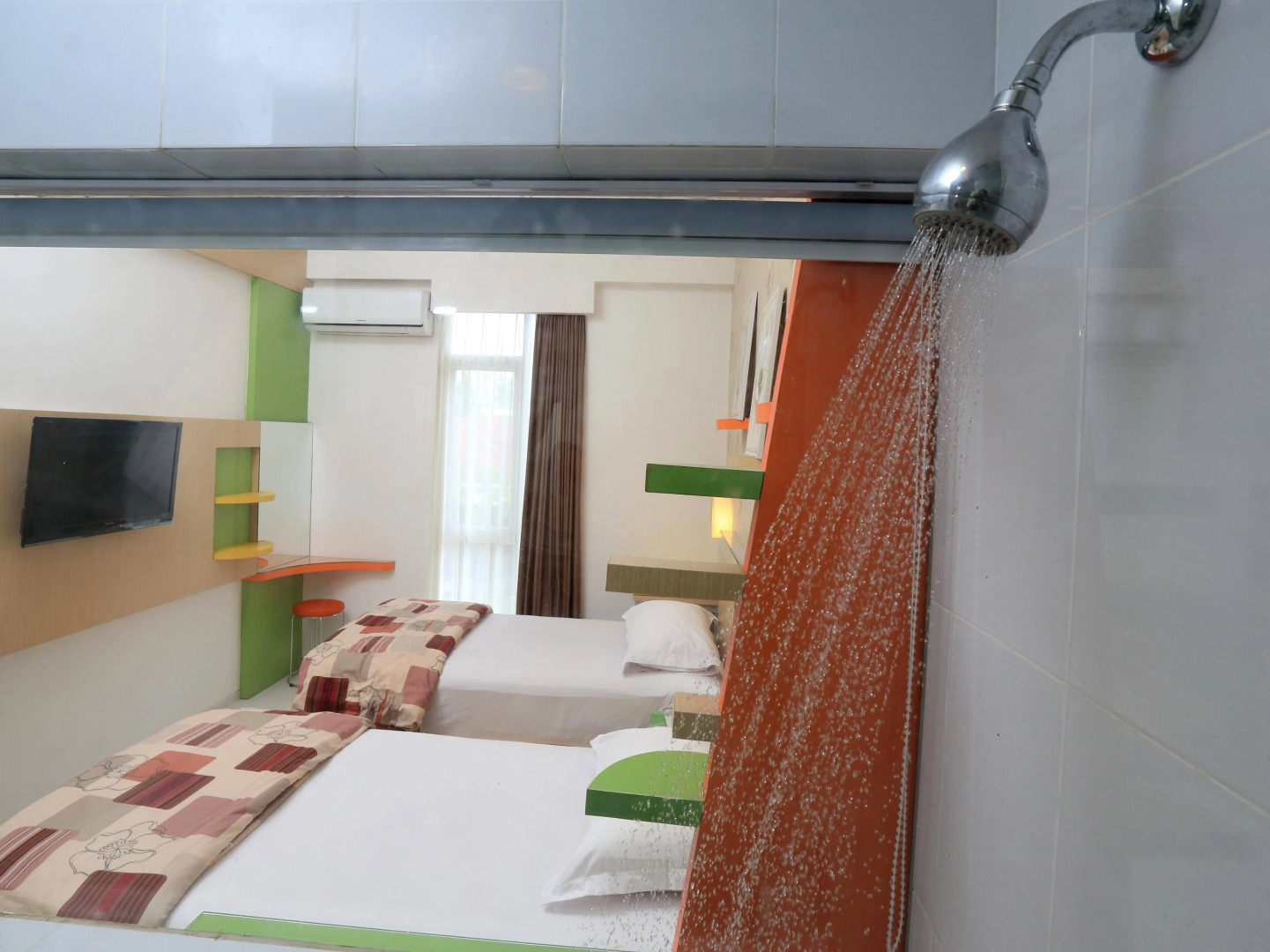 Dewarna Hotel Sutoyo