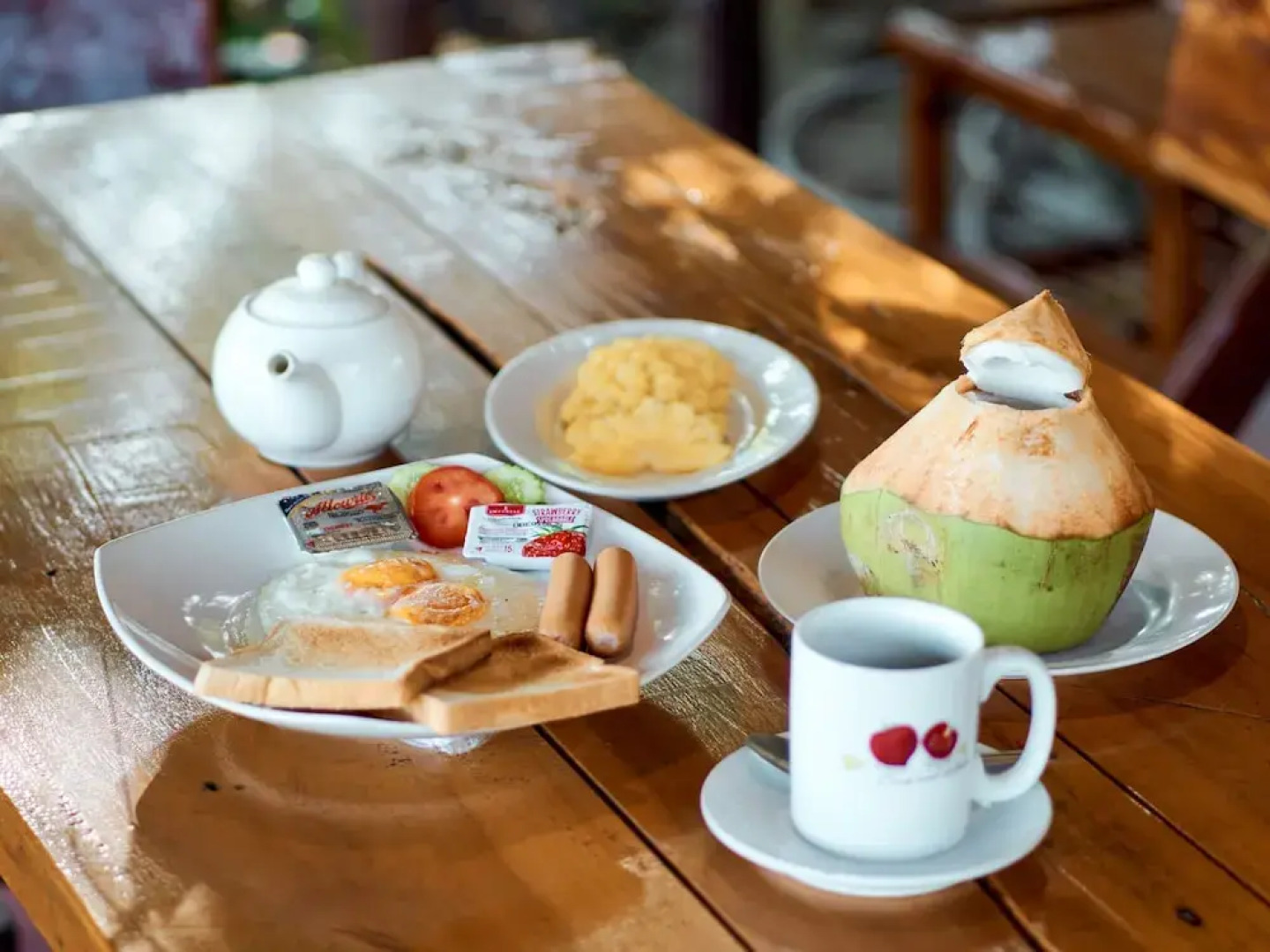 Sawasdee Lagoon Camping & Restaurant