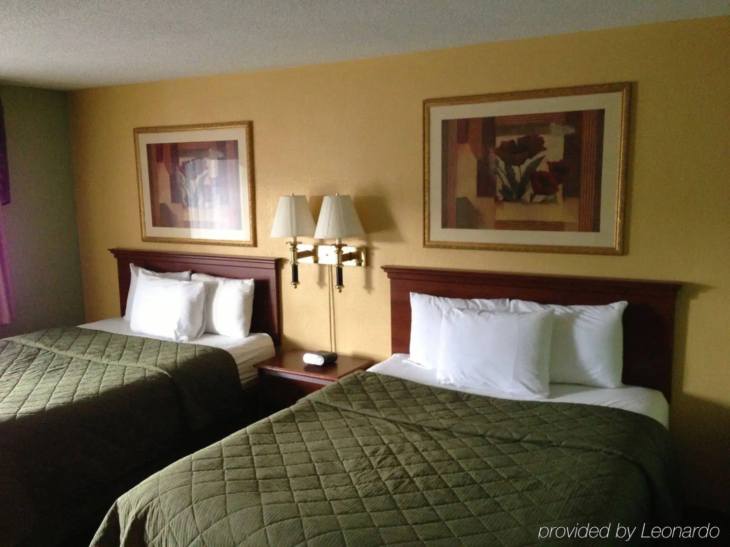 University Manor Inn