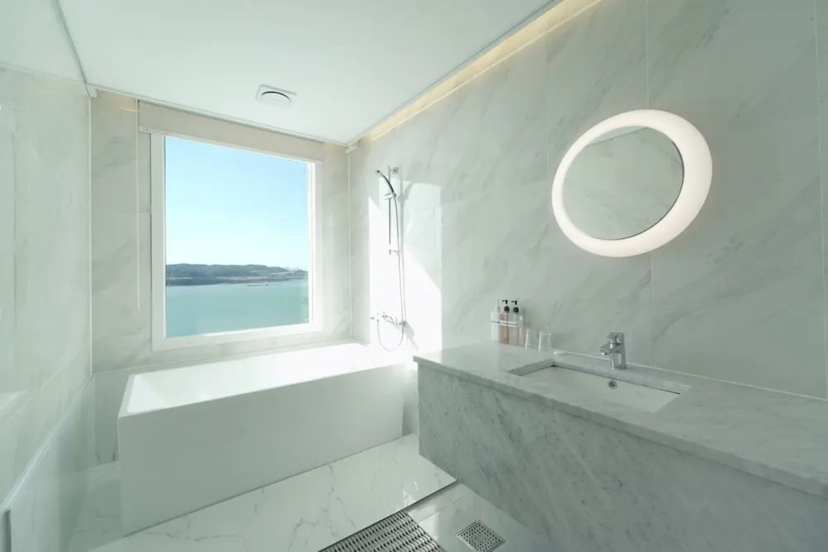 Laterrace Cove Suite