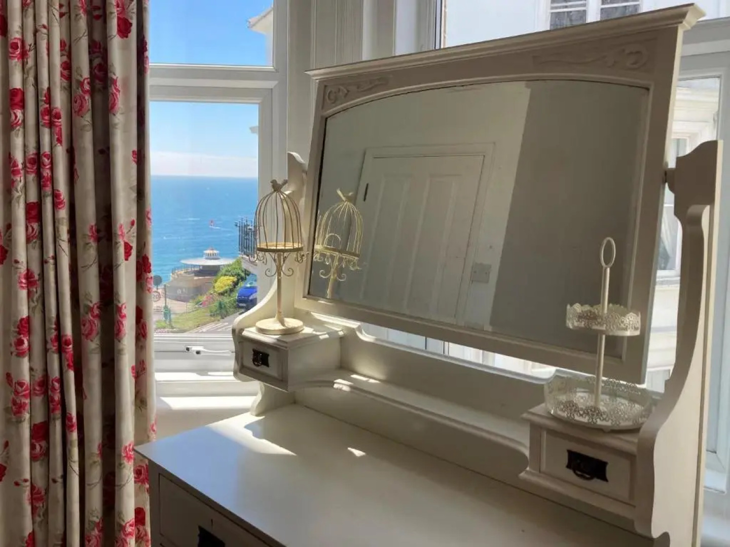 Flat 2, 1 Alexandra Gardens - Pet friendly