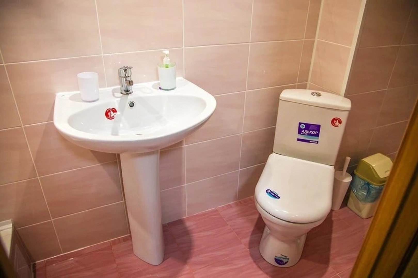 Отель «Мега»