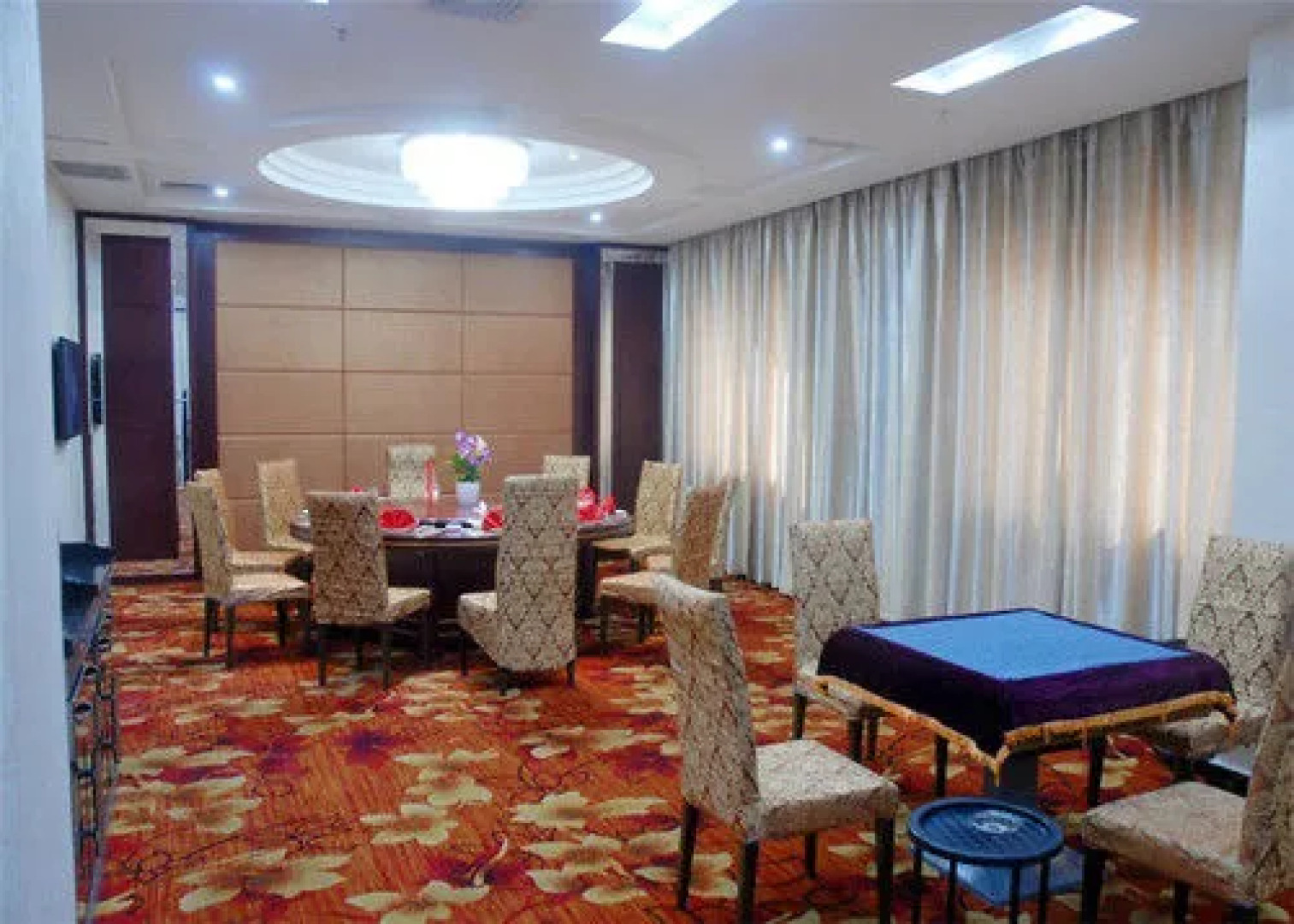 Sunny Hotel - Xinyang