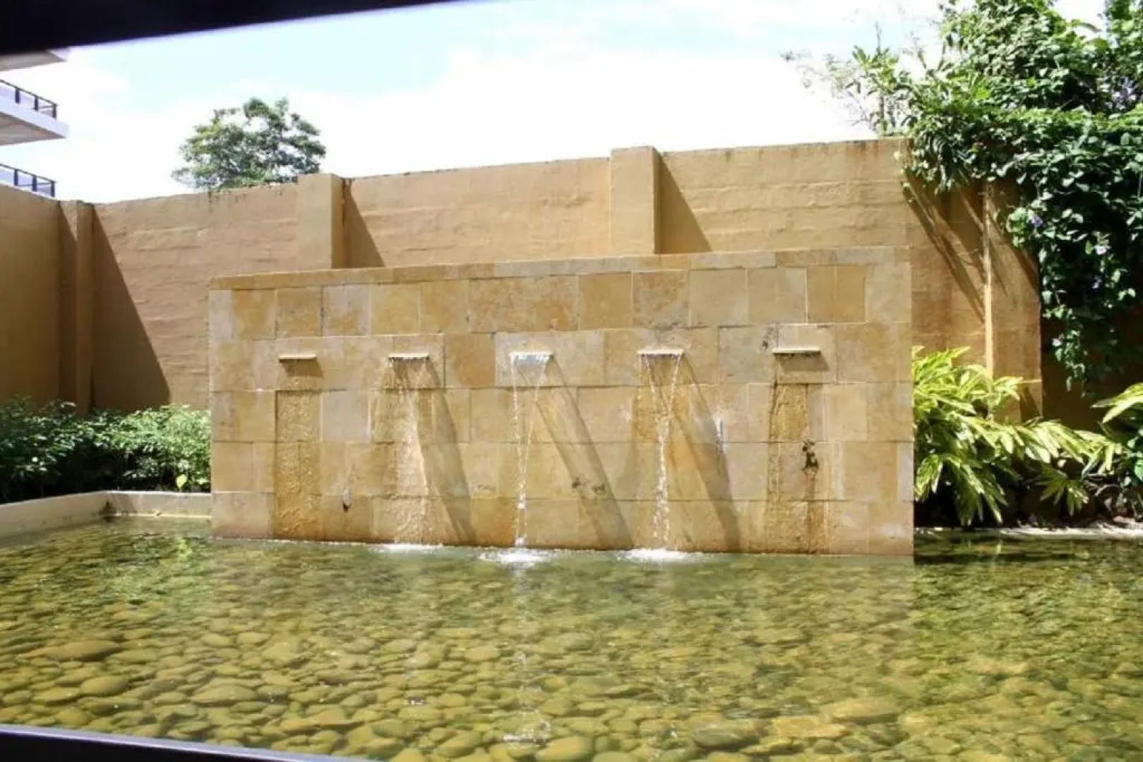 Acqua Residences 503