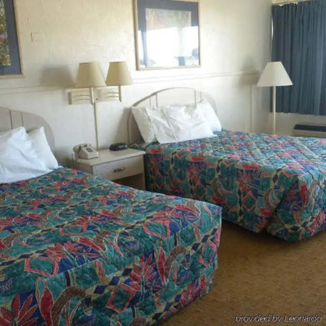 Buccaneer Beach Motel