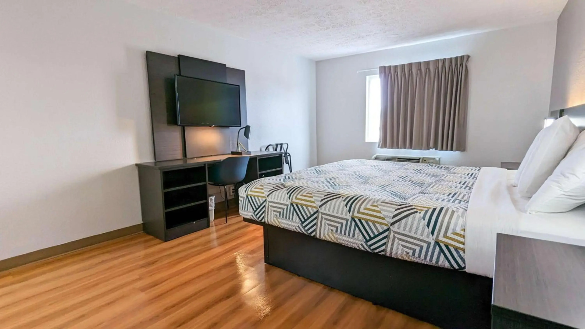 Motel 6 Framingham, MA - Boston West