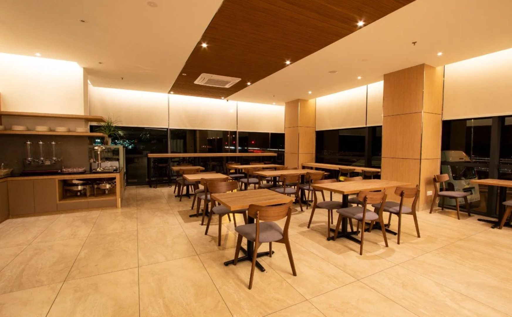 AZ Hotel & Serviced Apartments