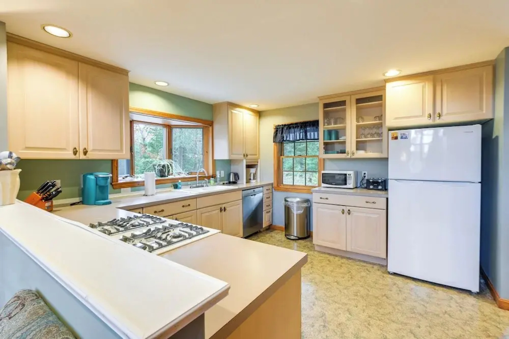 17 Mi to Acadia: Cottage Near Downtown Ellsworth!