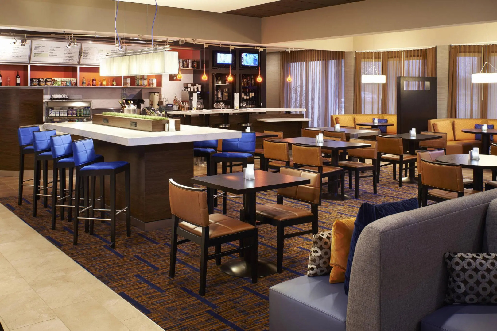 Courtyard by Marriott Chicago Arlington Heights / South