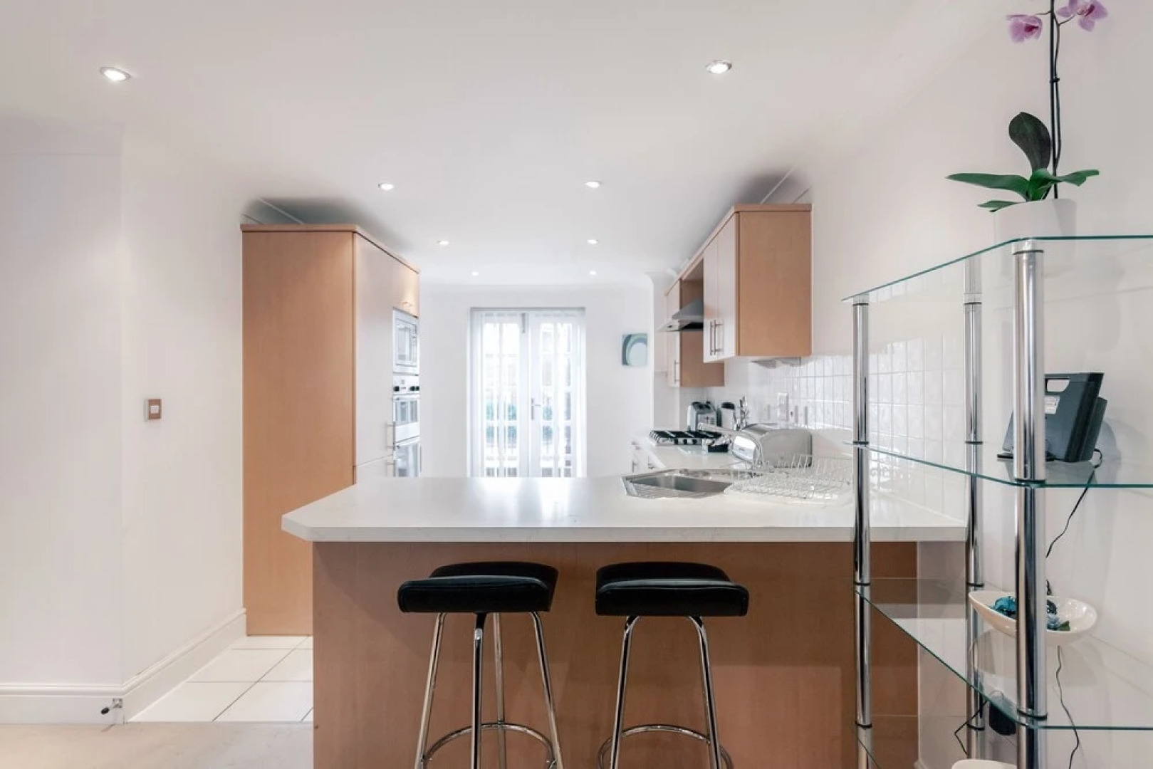 Roomspace Apartments -Sandfield Court