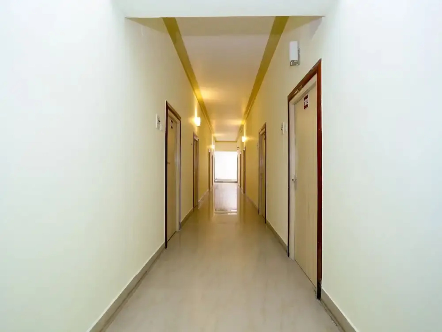 OYO 18627 Hotel Mithila