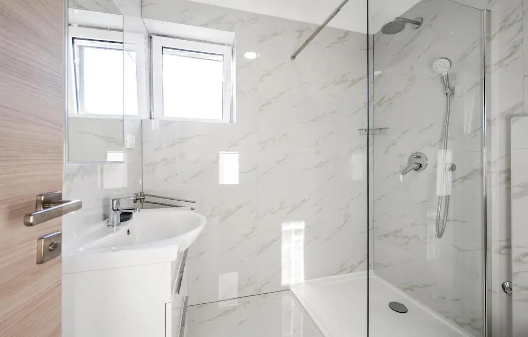 Nice Home in Sibenik With 4 Bedrooms, Wifi and Outdoor Swimming Pool