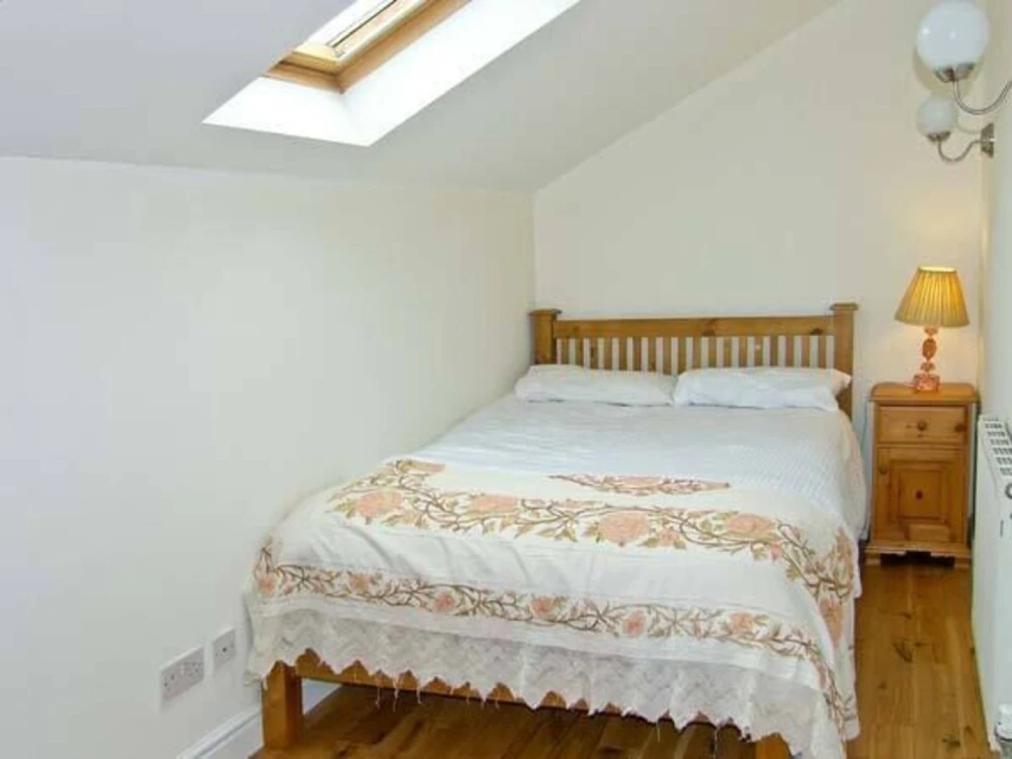 Glan Clwyd Isa - Llyn Clwyd