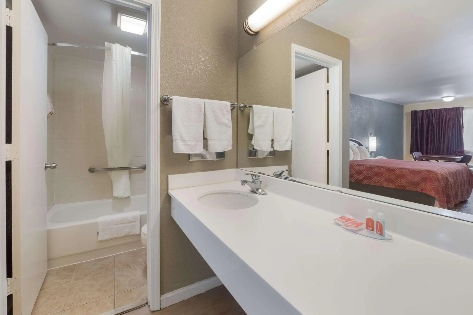 Econo Lodge Thomaston