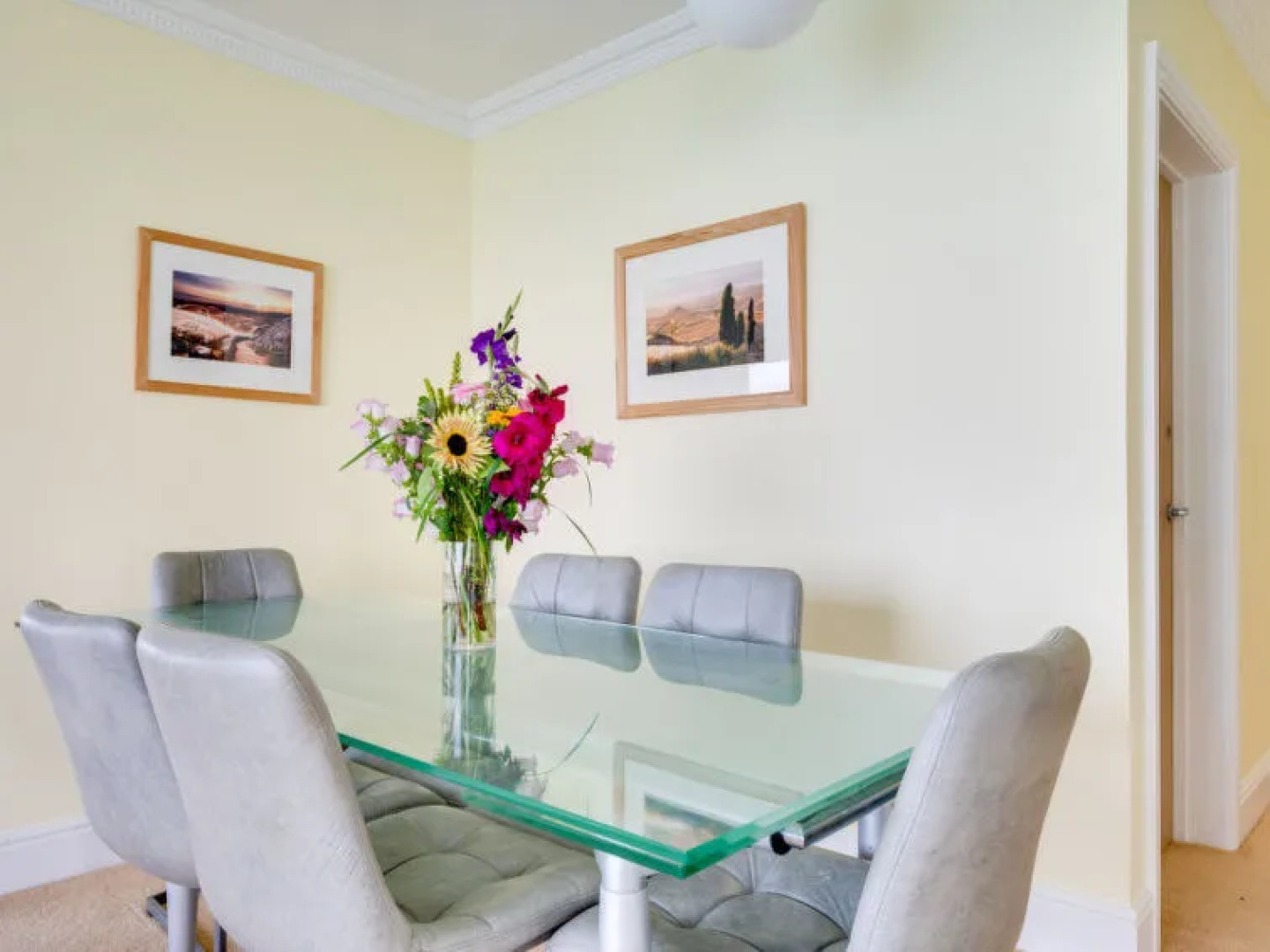 Holiday Home Golygfa