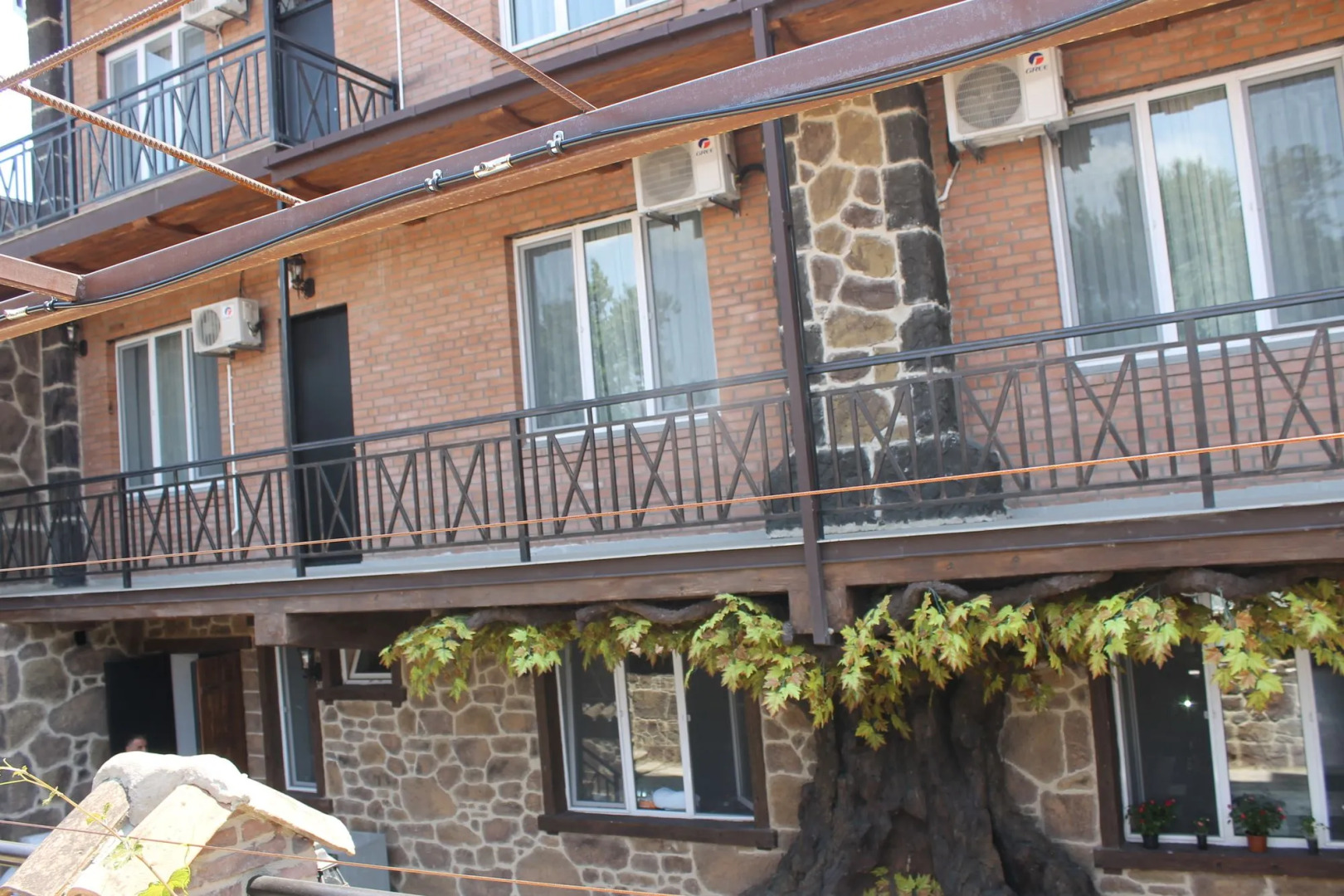 Отель «Греми»