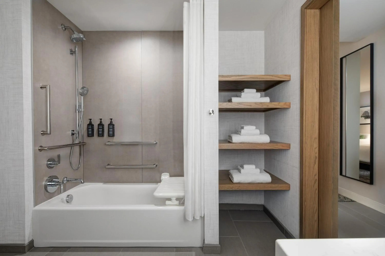 Sheraton Westport Chalet Hotel St. Louis