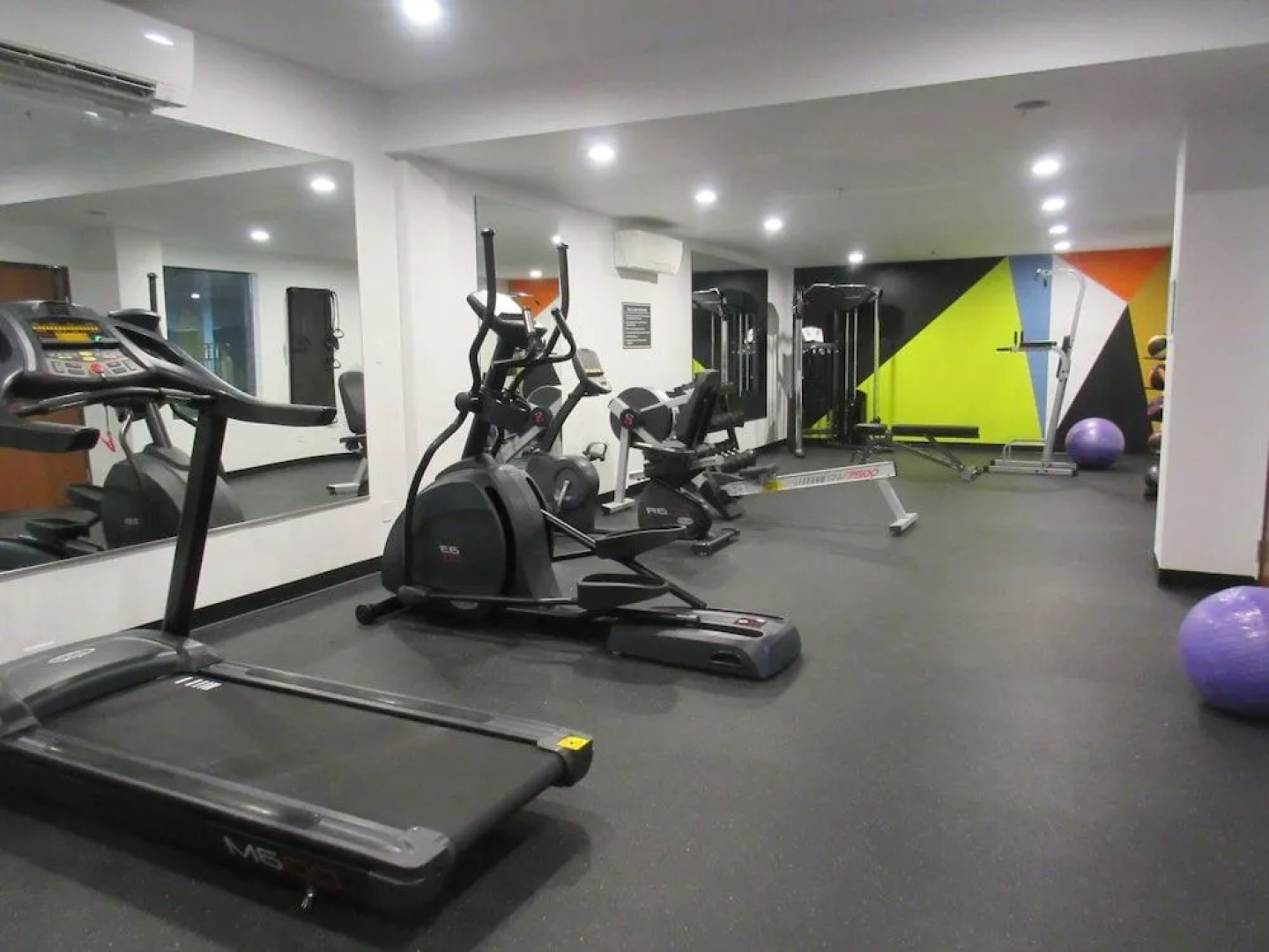 B/W Plus Columbia River Hotel & Conference Ctr