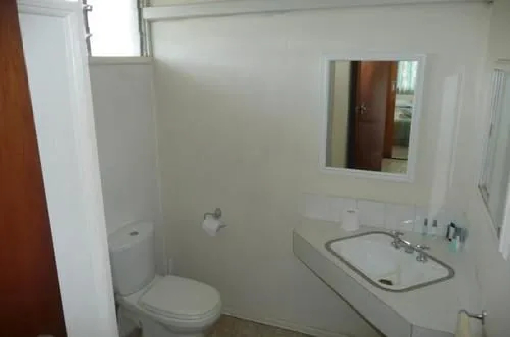 Ocean Breeze Apartments