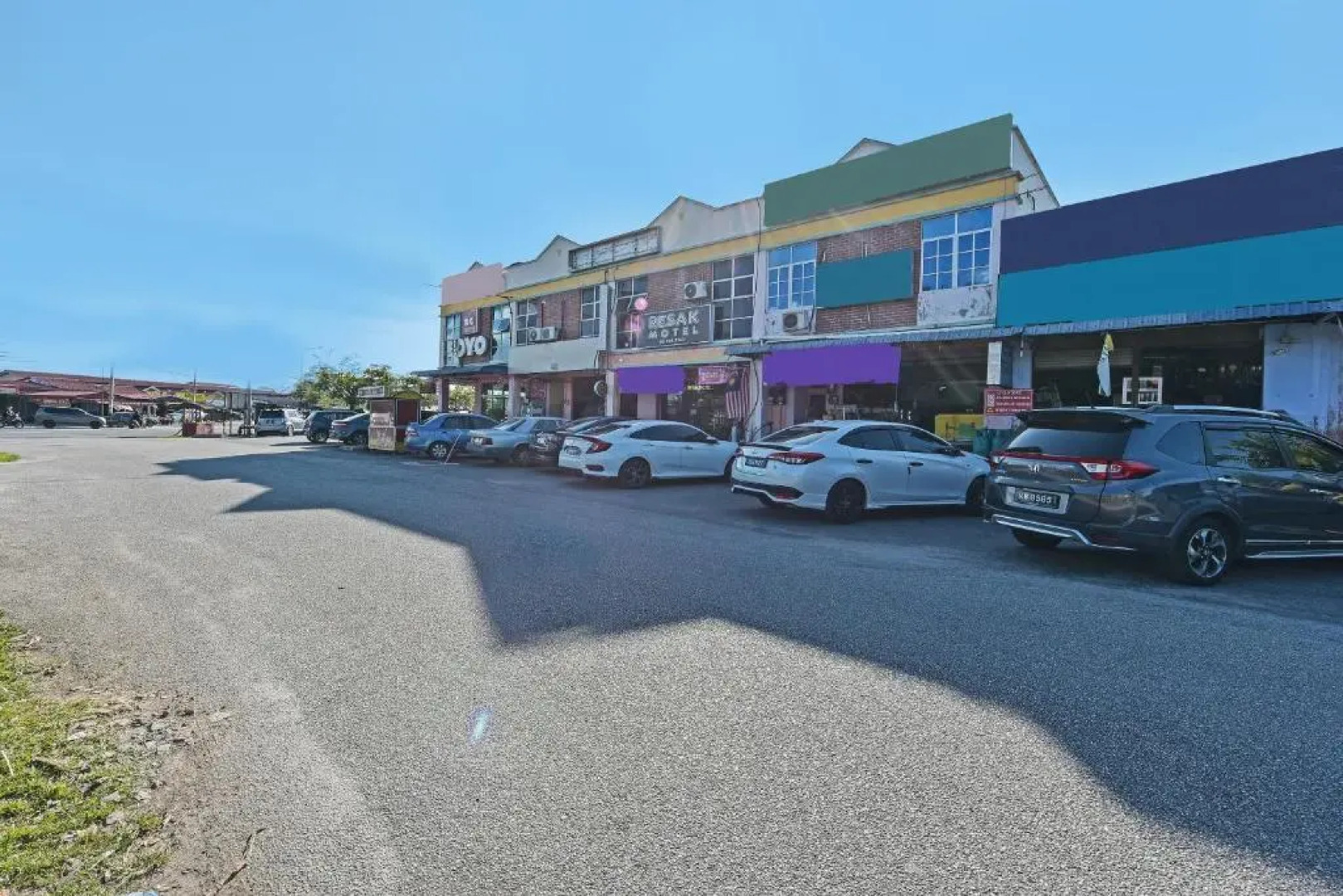 OYO 90736 Lh Resak Motel