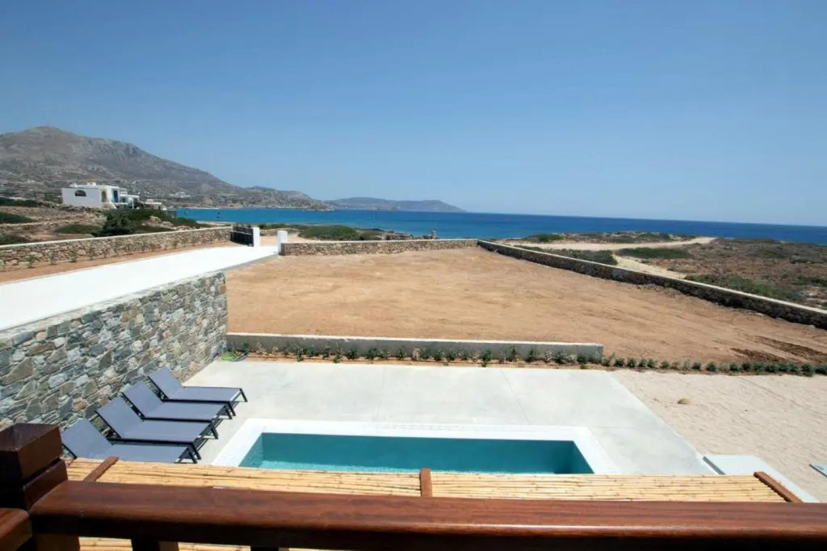 Cato Agro 1, Seafront Villa with Private Pool