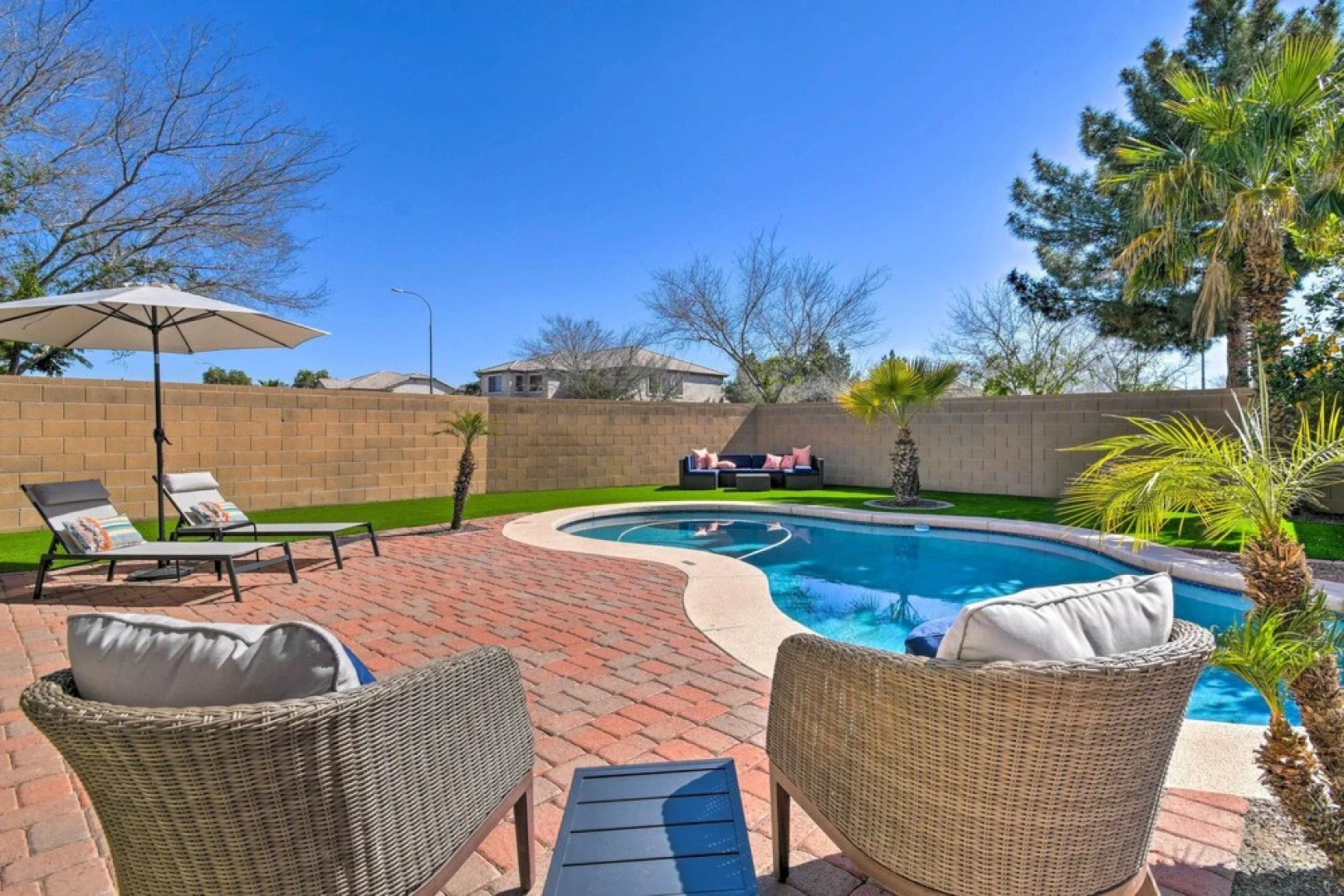 Avondale Oasis w/ Pool: 5 Mi to State Farm Stadium