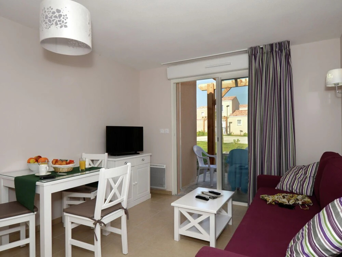 Cozy Apartment With Terrace, Located in Quiet Surroundings