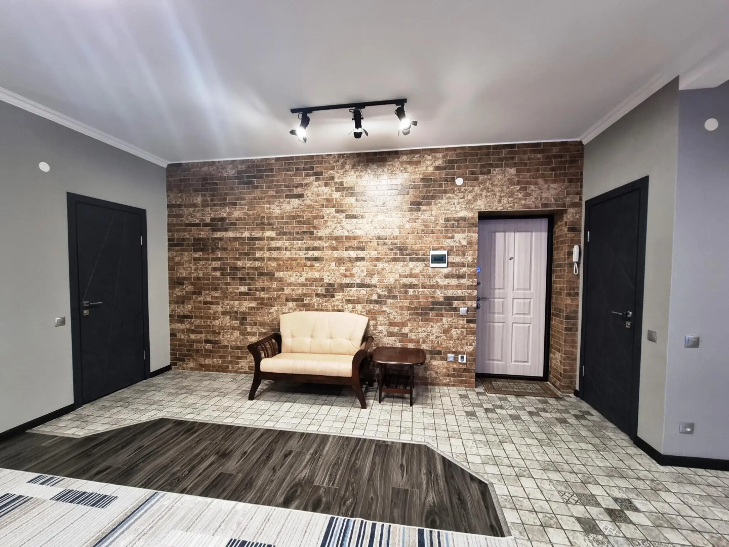 Light House (Лайт Хаус) на улице Мустафы Шокая