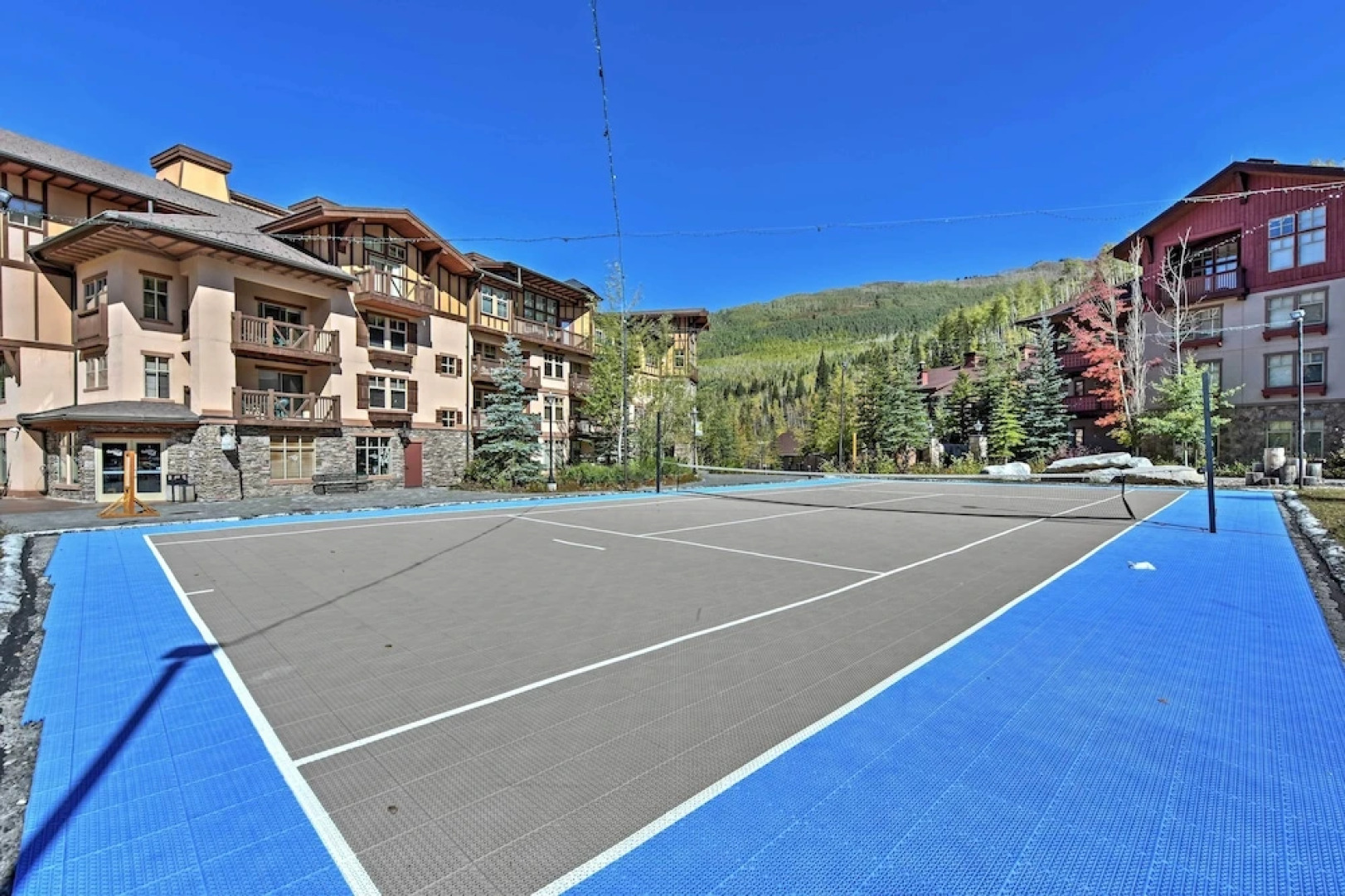 Ski-in/ski-out Solitude Resort Condo w/ Mtn Views!