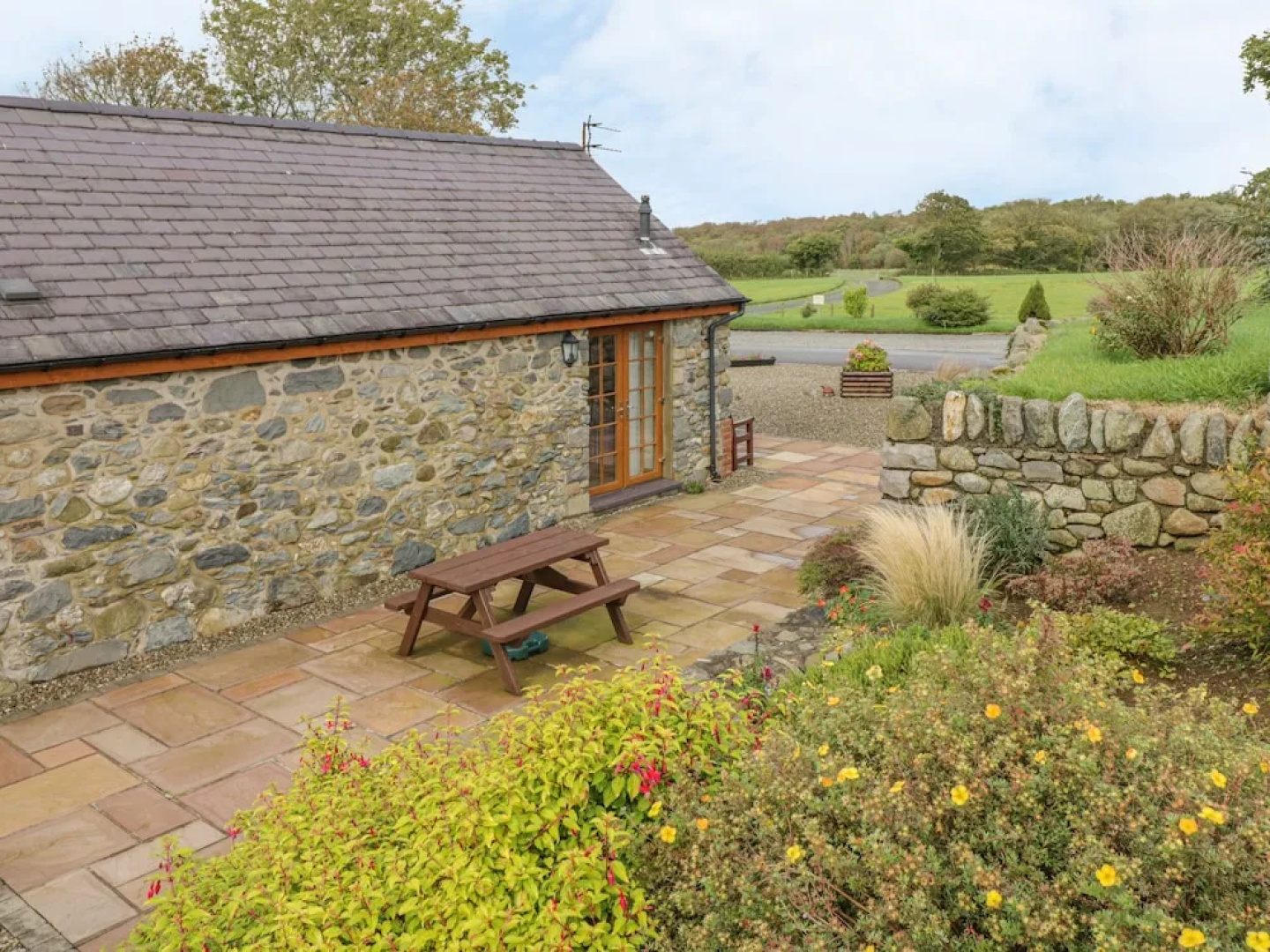 Lily Cottage